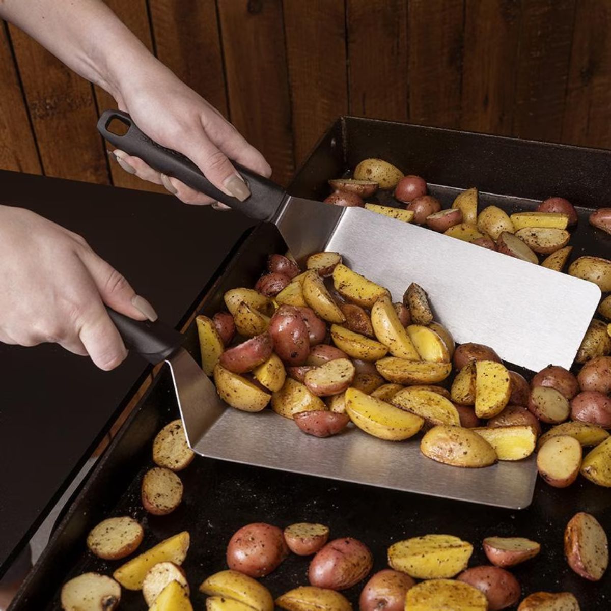 Blackstone 5-Piece Griddle Essentials Toolkit