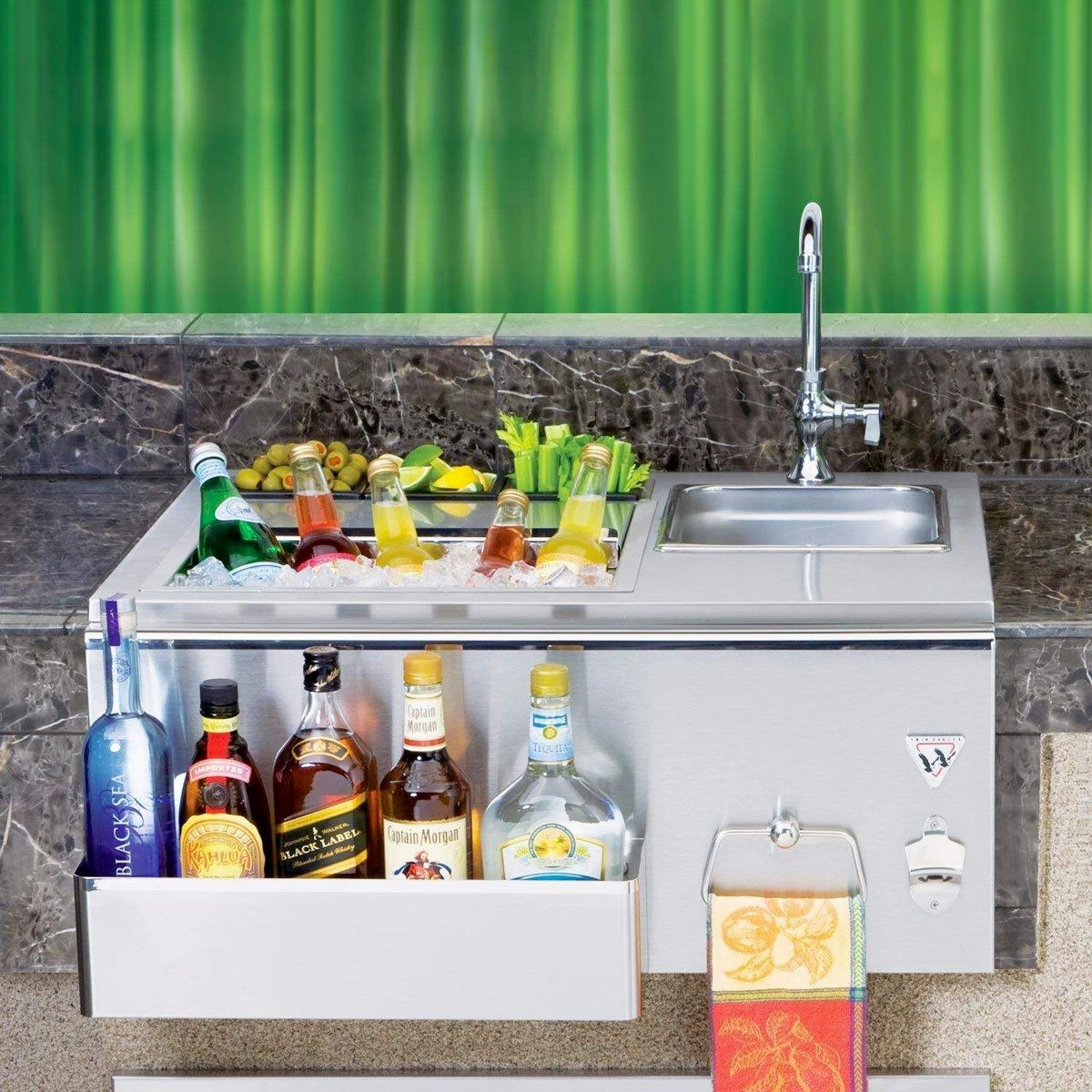 Twin Eagles 30-Inch Stainless Steel Outdoor Bar with Sink