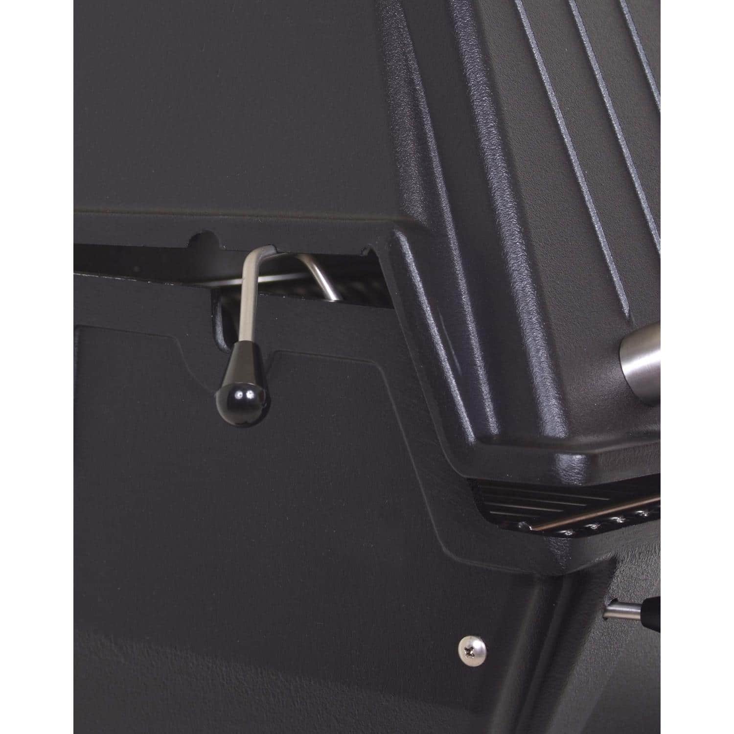 Broilmaster P4X Premium Post-Mount Gas Grill with CharMaster Briquets